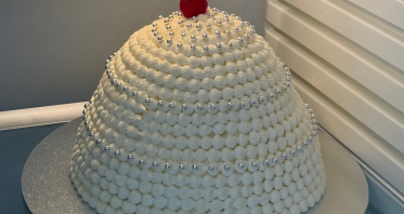 Cakes & Catering Lil Choux Choux