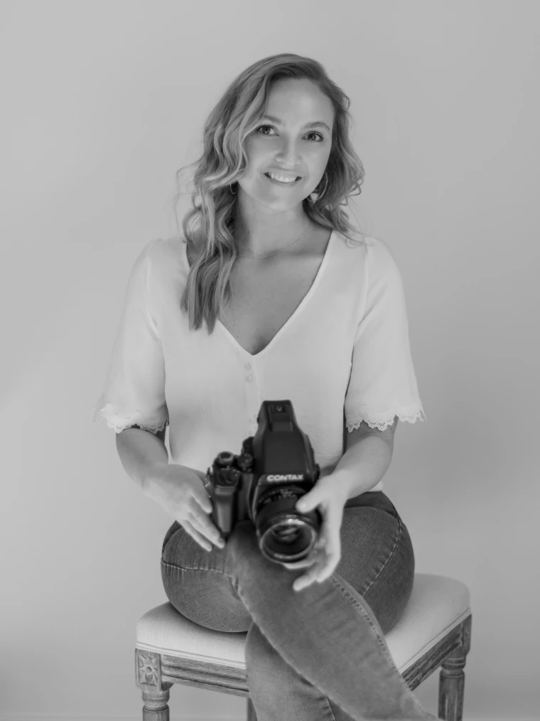 Photographers Laura Gordon