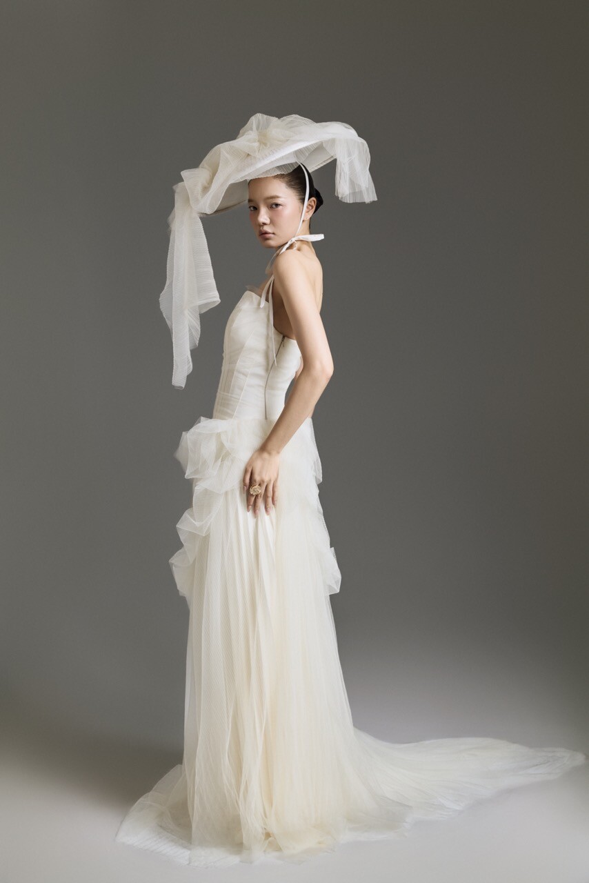 asian wedding dress designer LINH DOAN ATELIER | Bridal | Vietnam Size:IT 37 - US 7 memorialday30 Michael Kors Floral Print Bridal shops Designed for brides who