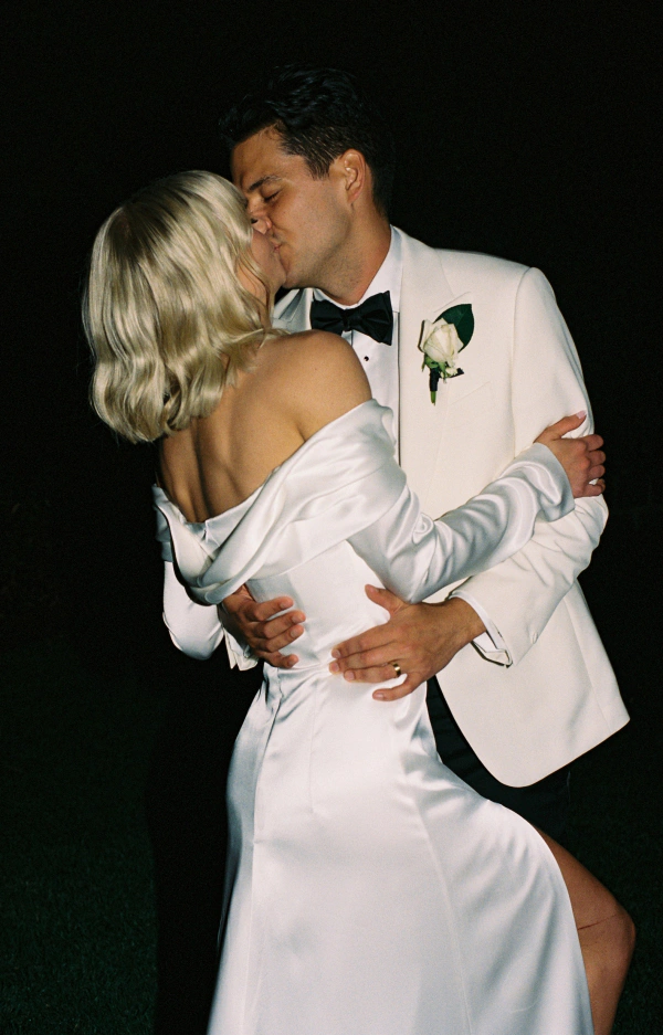 Lou Lou Memphis, wedding photographers in Melbourne, Australia — portfolio photo 1