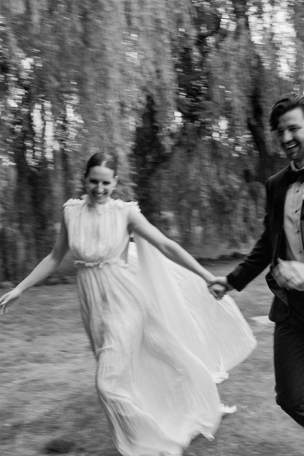 Lei Lei Clavey, wedding photographers in Melbourne, Australia — portfolio photo 4