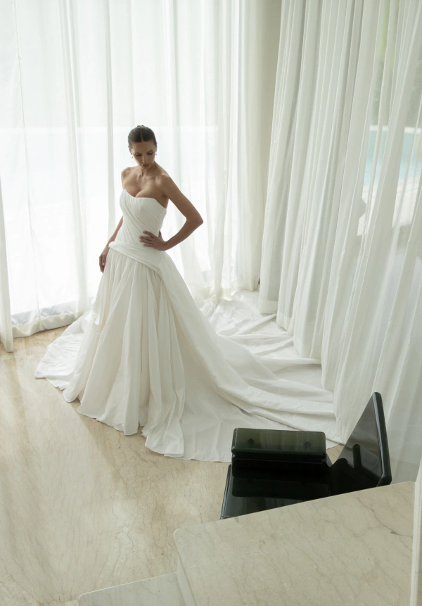 Mariana Hardwick, wedding bridal in Melbourne, Australia — portfolio photo 2