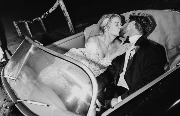 Julia Wade, wedding photographers in North Carolina, USA — portfolio photo 2