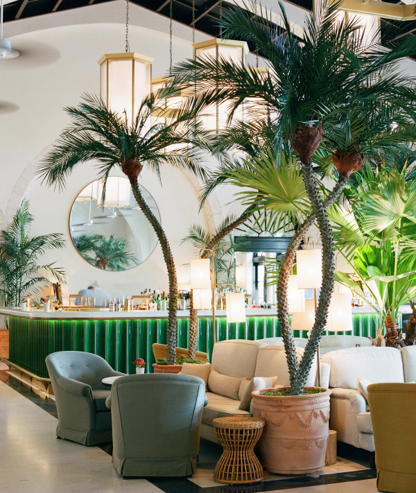 Four Seasons Hotel at The Surf Club, Surfside, wedding venues in Florida, USA — photo 1