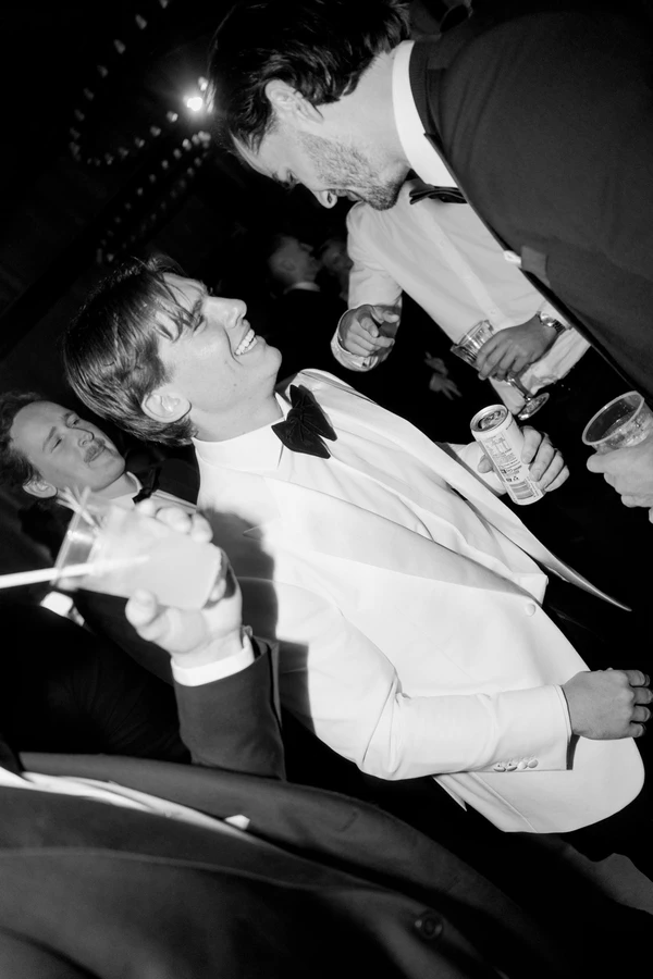 Lei Lei Clavey, wedding photographers in Melbourne, Australia — portfolio photo 6