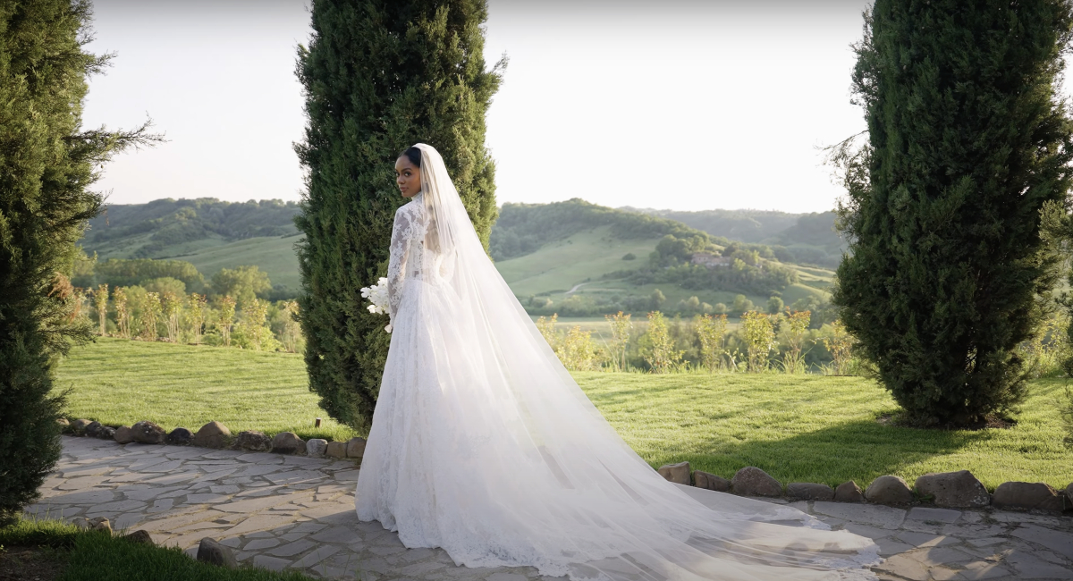 Videographers Head Wedding Films