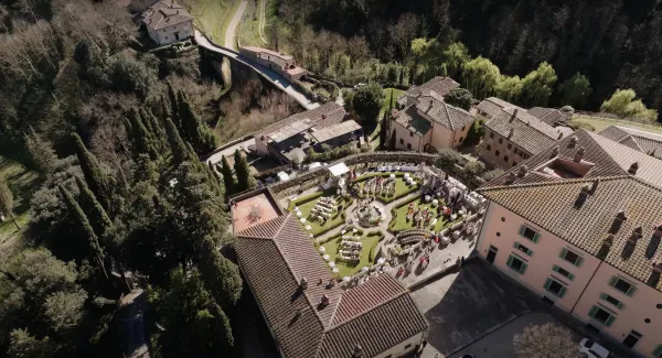 Head Wedding Films, wedding videographers in Italy, Europe — showreel preview